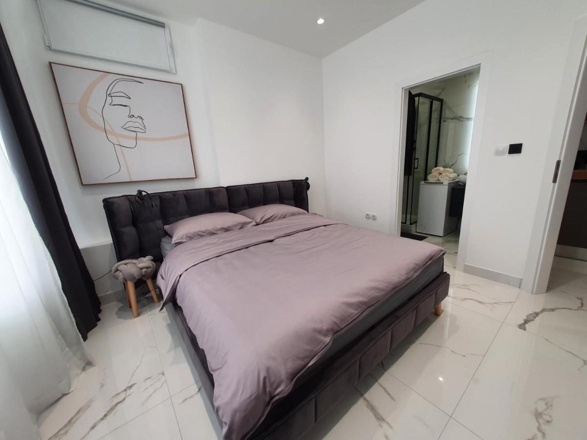 Apartmani Lavin Малинска Экстерьер фото