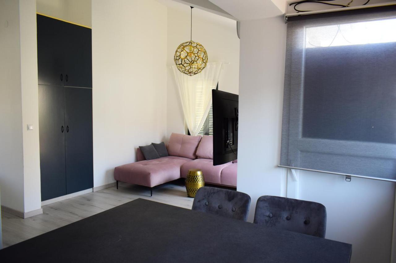 Apartmani Lavin Малинска Экстерьер фото
