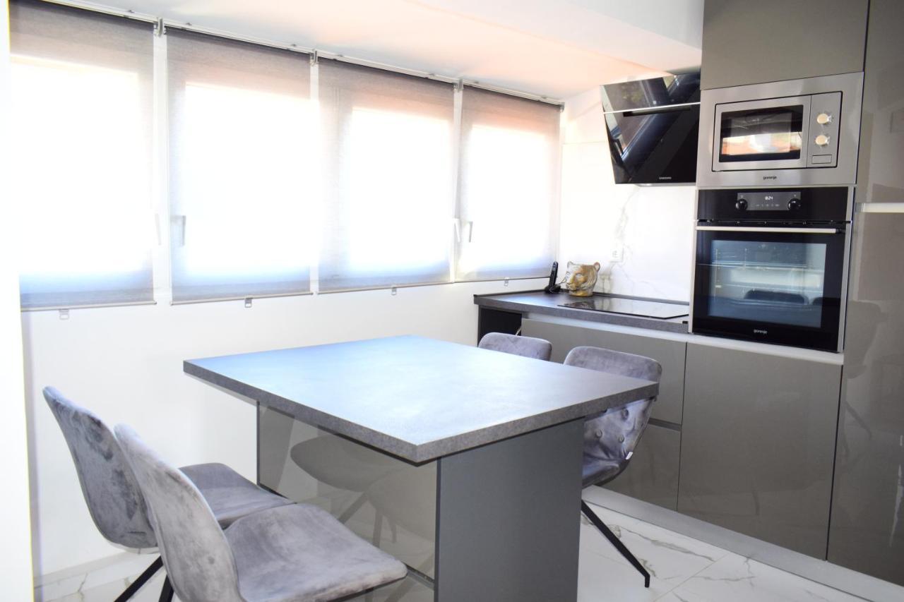 Apartmani Lavin Малинска Экстерьер фото